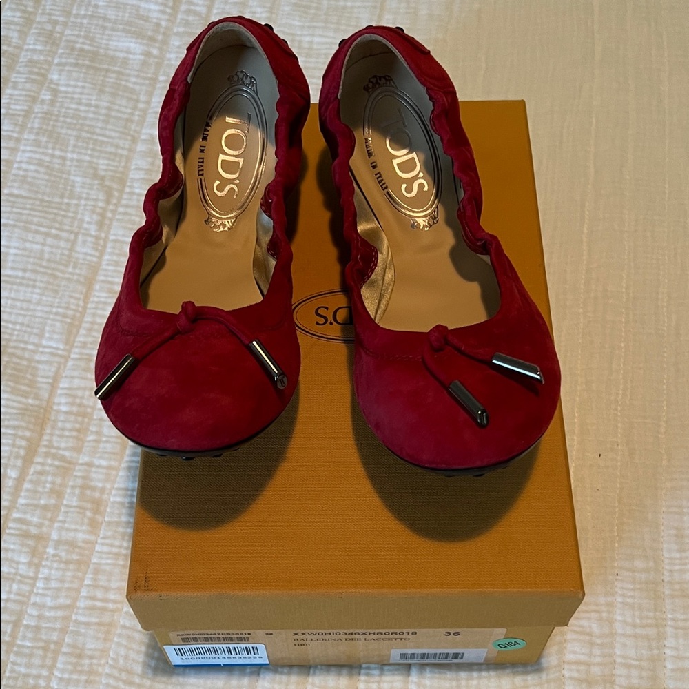 Tod's Vibrant Red Suede Flats NEW size 6